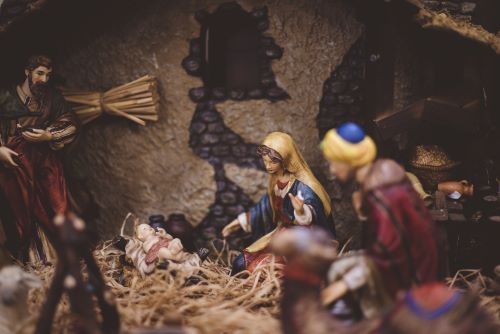 Il presepe Natalizia è un'istituzione di tutte le famiglie nel mondo